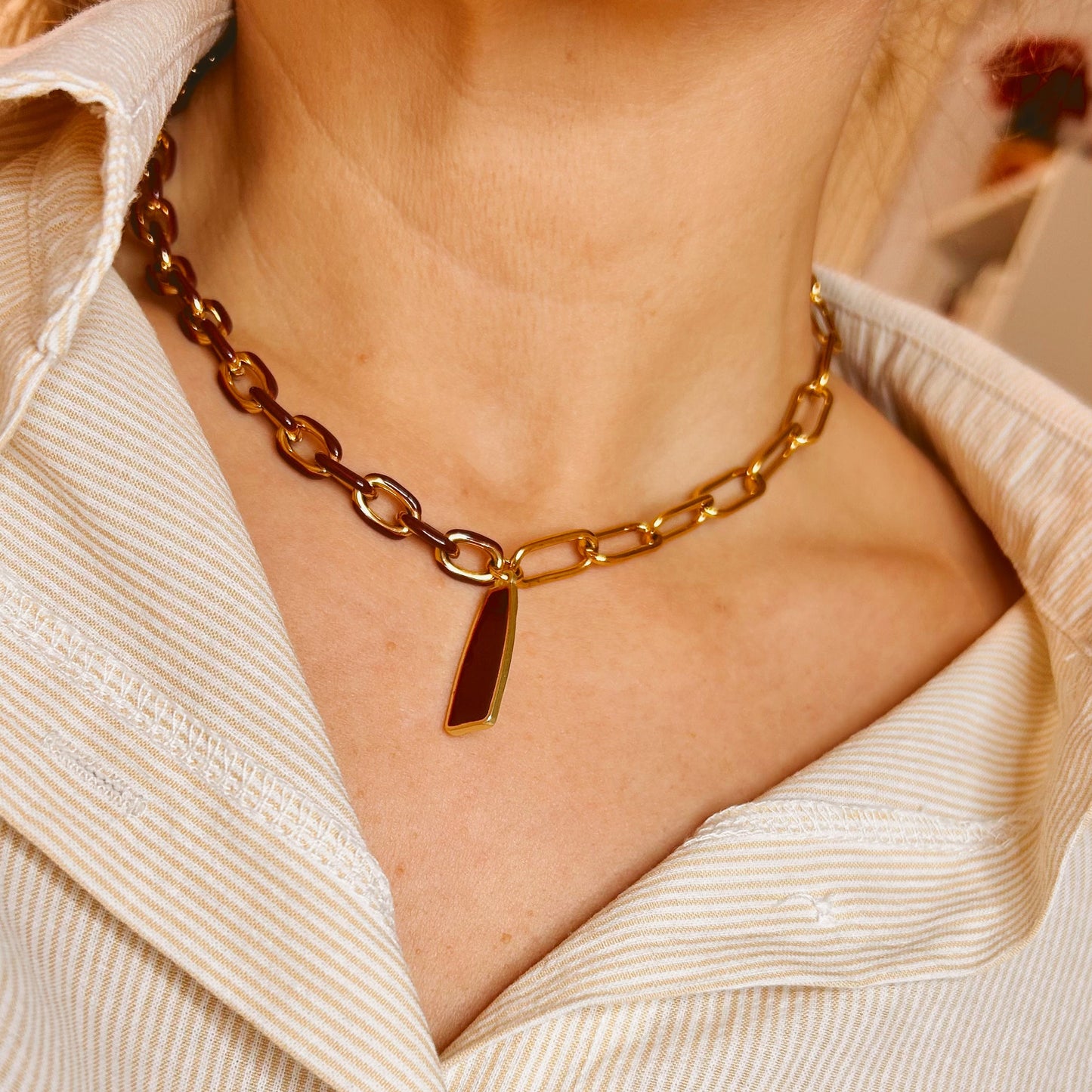 Collar Terra