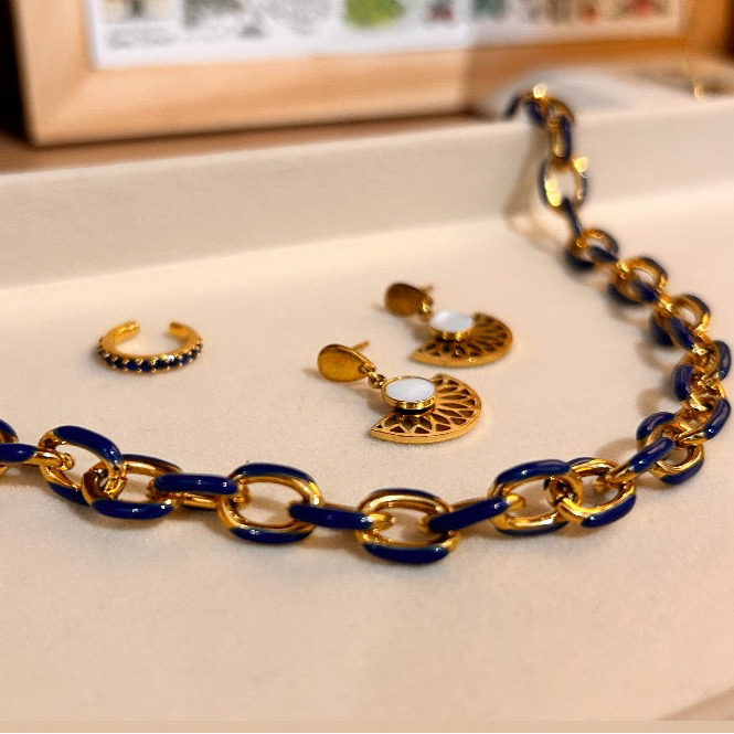 Collar Comillas