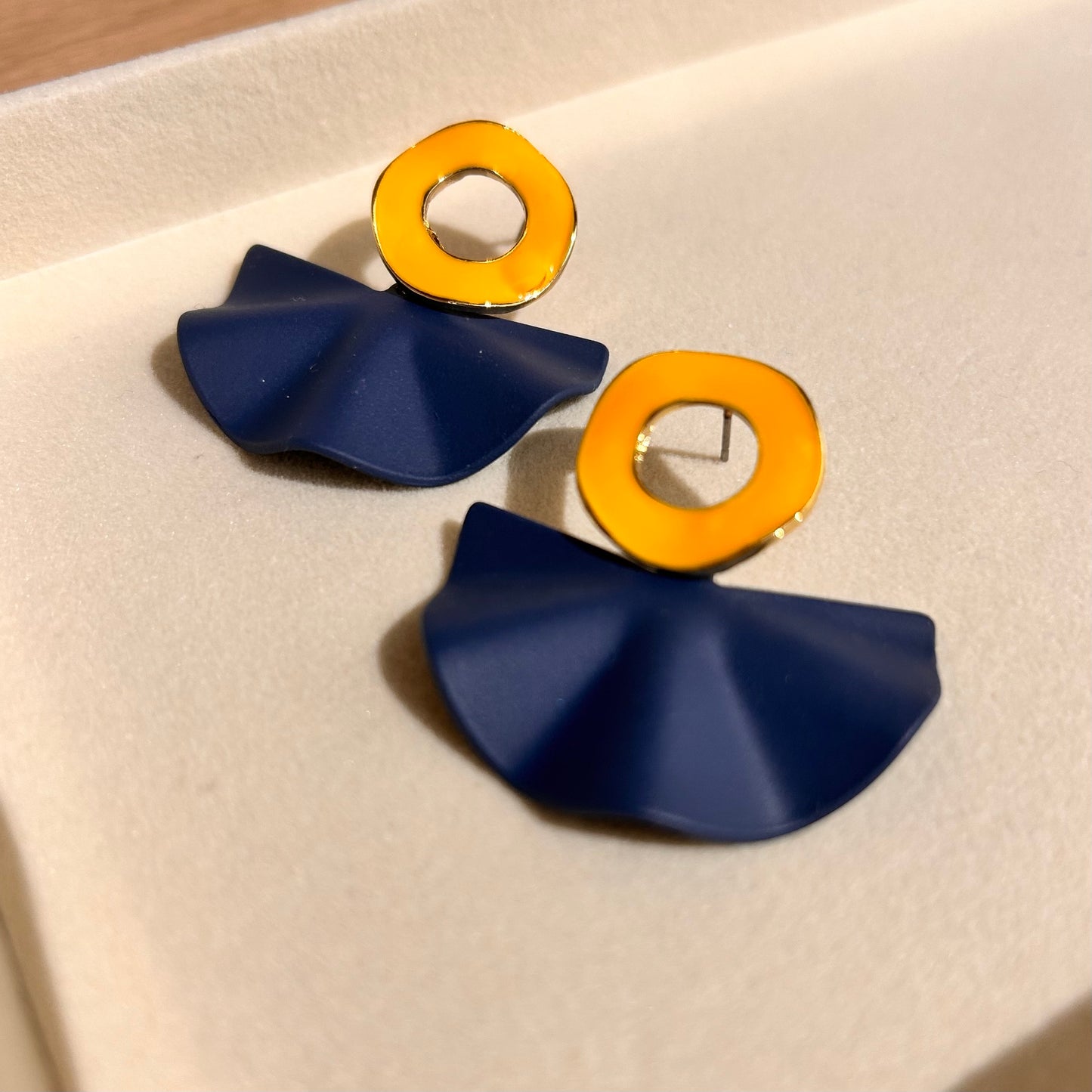 Pendientes Samsara