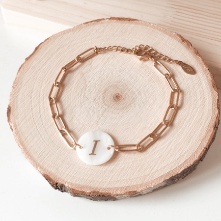 Pulsera nacar inicial grande