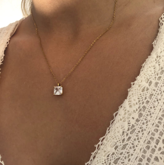 Collar Solitario